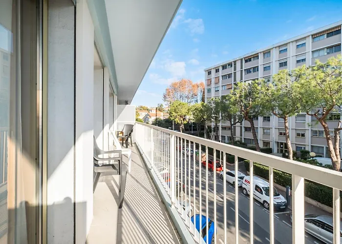 Appartement Miramar 2ème Ab002