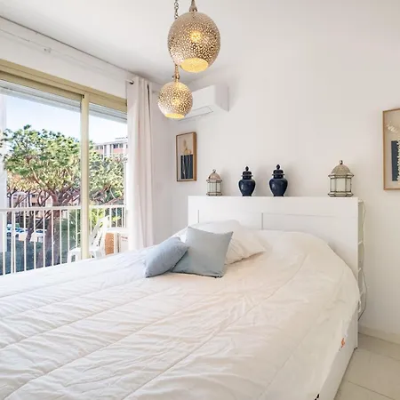 Miramar 2eme Ab002 Apartment *